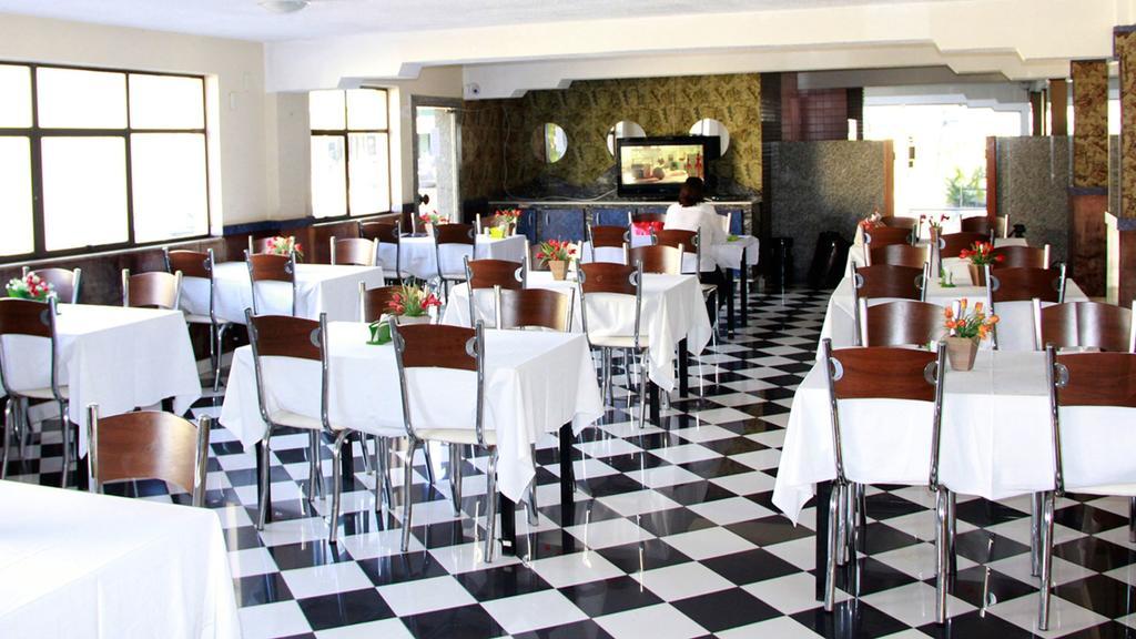 Gutemberg Plaza Hotel Nova Serrana Екстер'єр фото